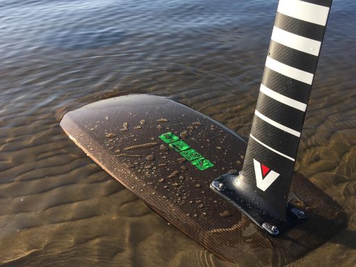 Foiling Kiteboard